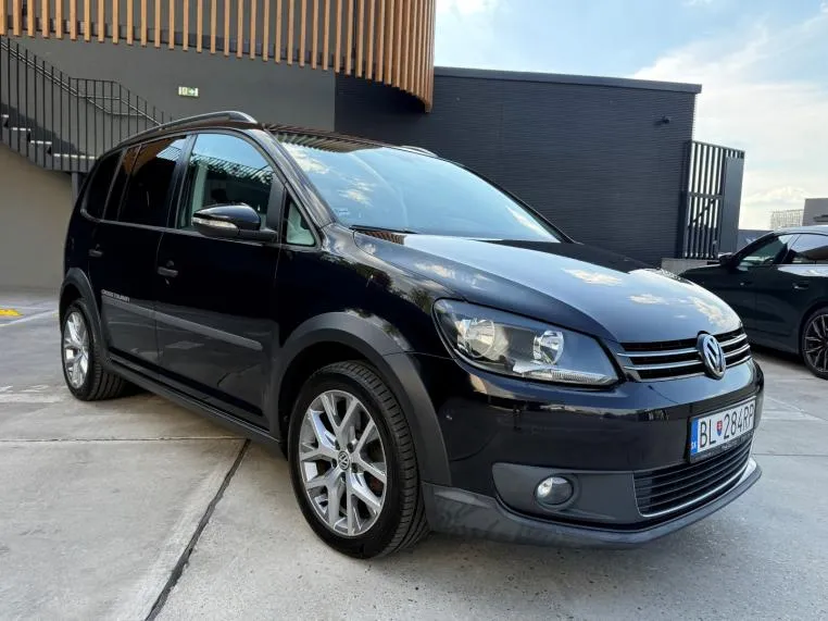 Volkswagen Touran 2.0 TDI CROSS 103KW